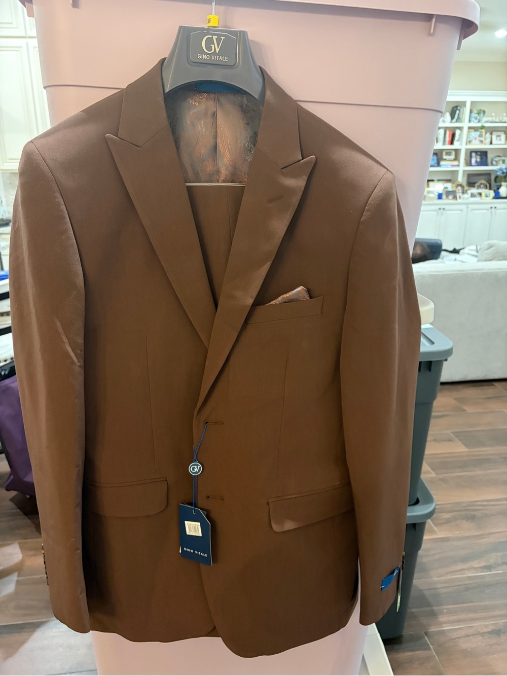 Men's Brown Two-Piece Tailored Suit Jacket & Trousers - Picture 3 of 7